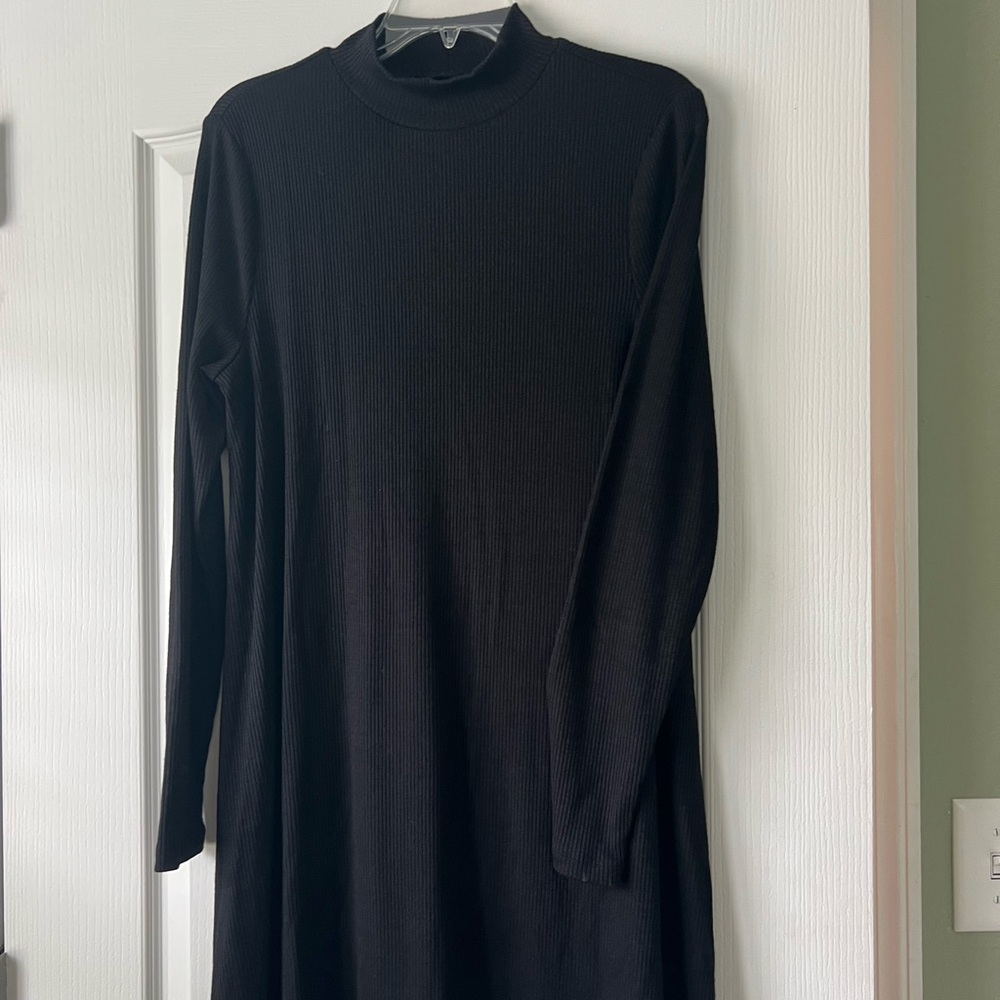 GAP Classic Black Long Sleeve Dress